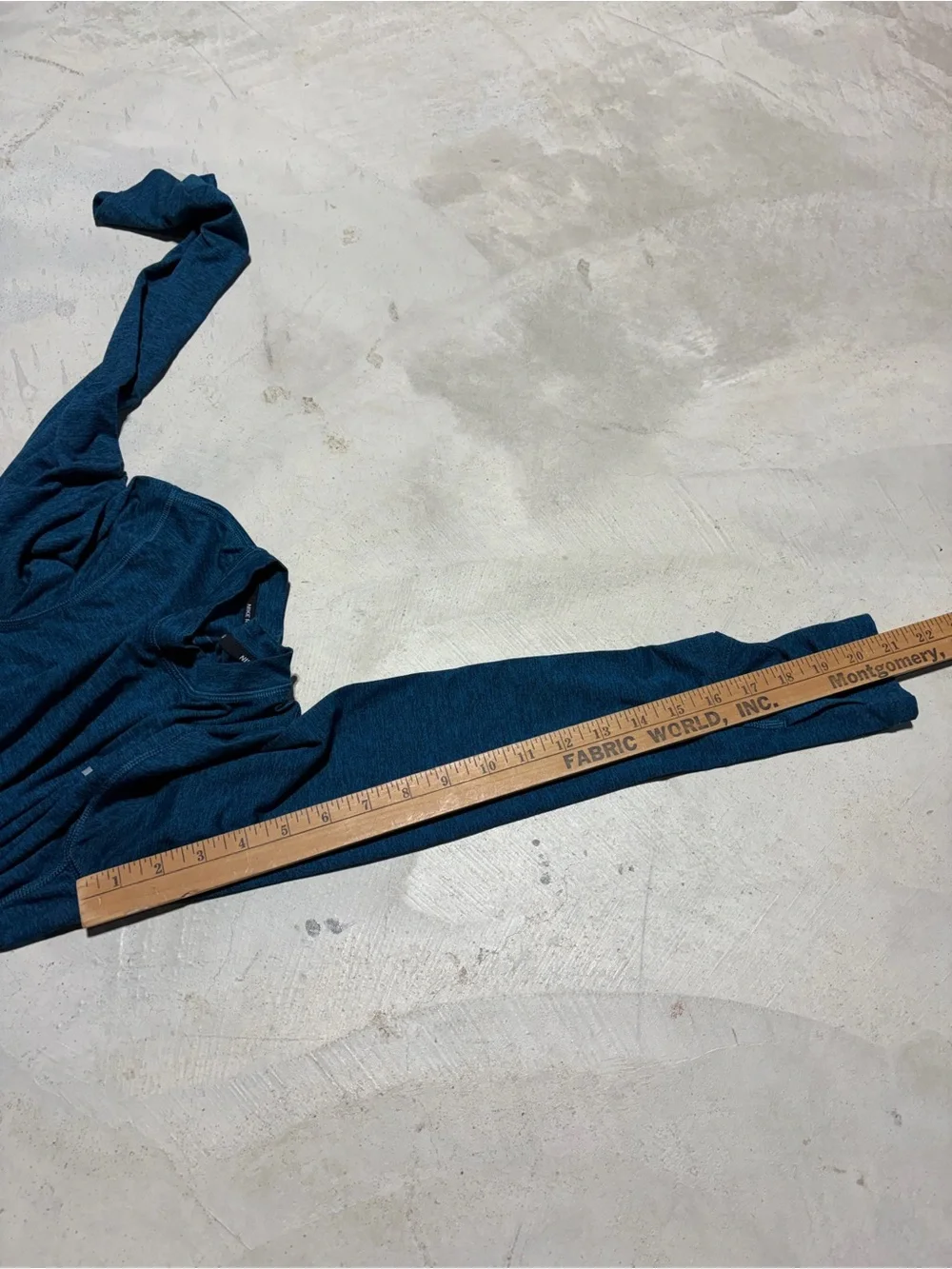 Nike running Long-Sleeve Performance Shirt blue XS